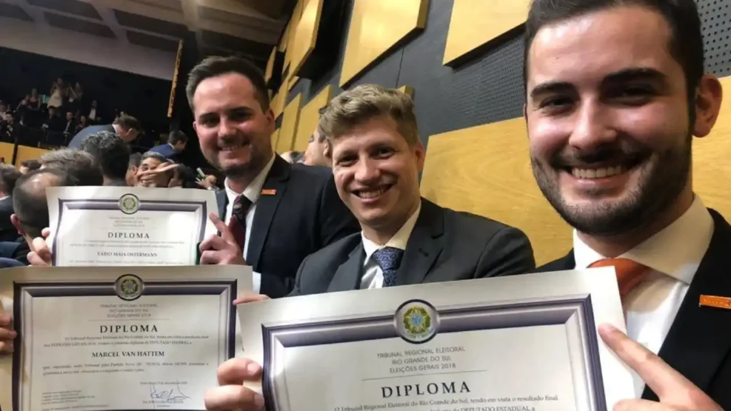 marcel van hattem senador, ufrgs, fabio ostermann candidato deputado federal pelo rio grande do sul 2026 pelo partido novo, candidato a deputado federal de direita rs, candidato ficha limpa rs, partido novo, candidato liberal, candidato a deputado federal rs 2026, eleicoes 2026, candidato a deputado federal honesto, em quem votar para deputado federal rs